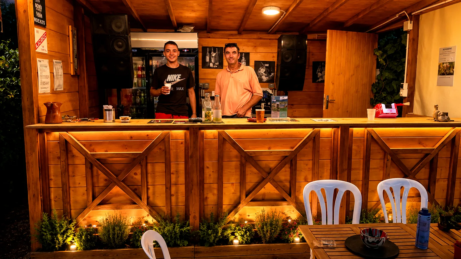 Bar à vin et espace convivial du Clos Nysa