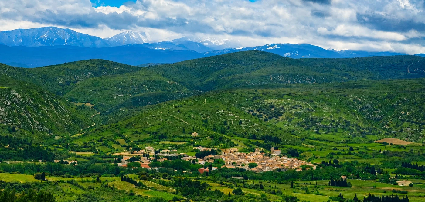 Poble de Paziols al cor dels Corbières